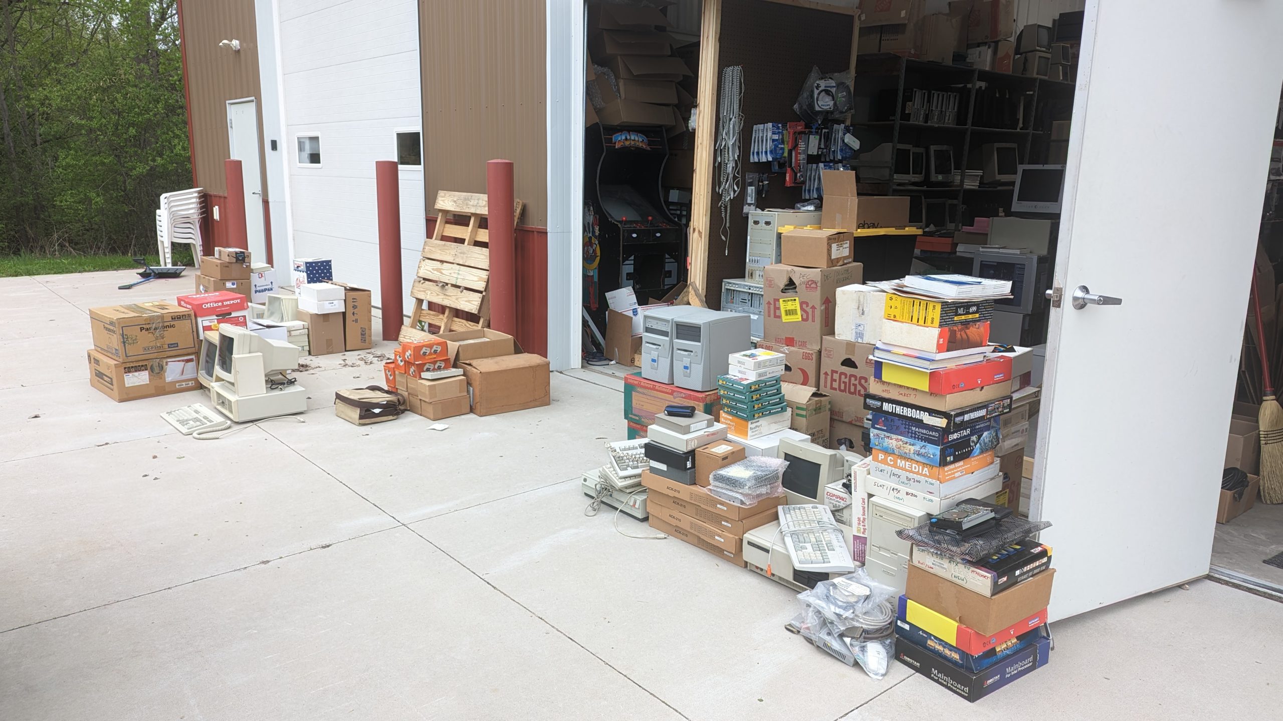 Sorting Computers